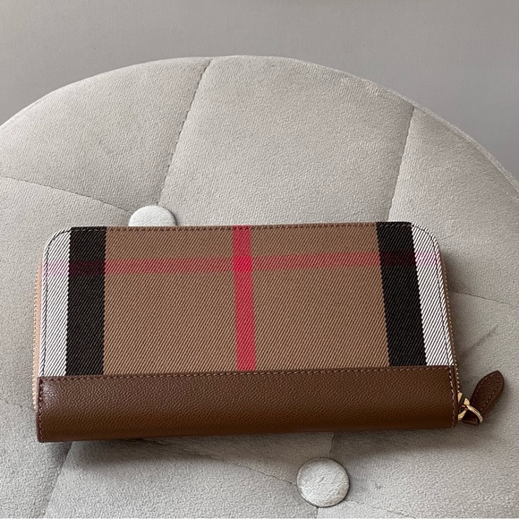 Burberry Zip Around Wallet in Earth - Picture 2 of 10